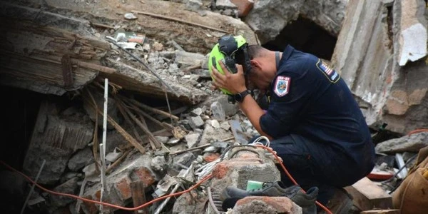 Kolombiya'da 7,4 büyüklüğündeki depremde can kaybı 312'ye yükseldi