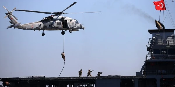 TEKNOFEST Mavi Vatan'da SAS ve SAT'tan nefes kesen gösteri