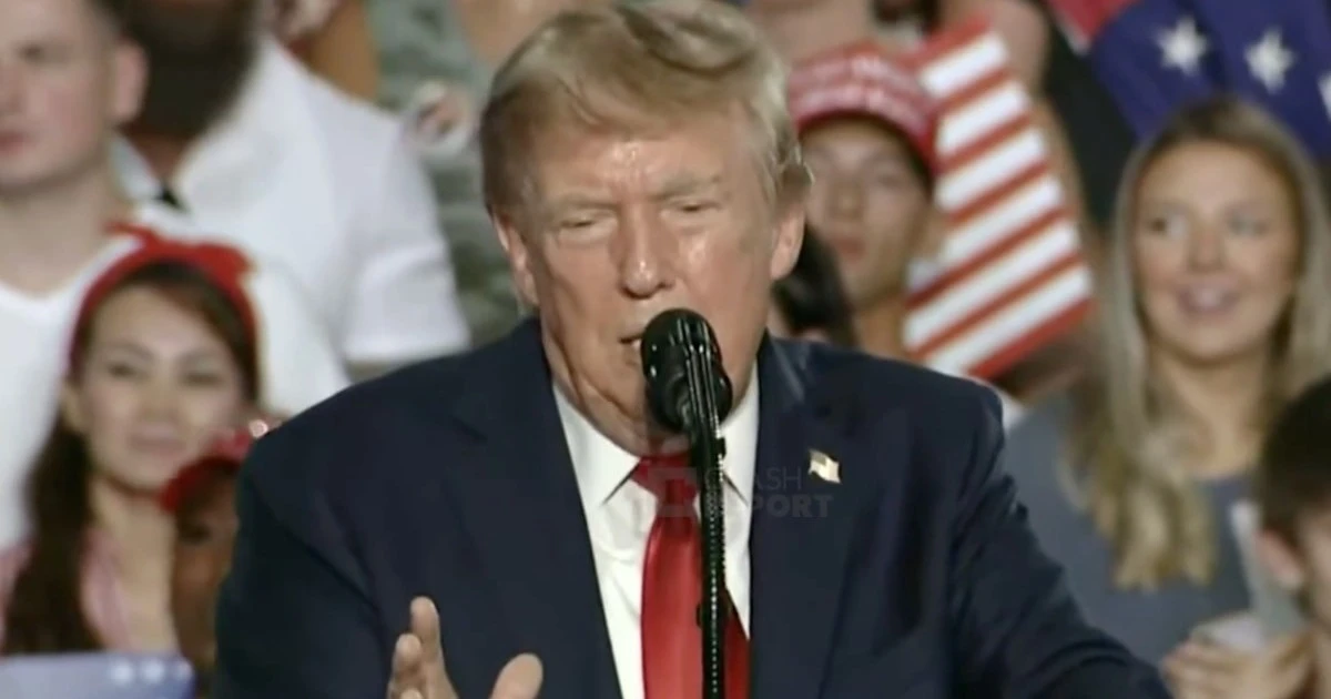 Trump'tan komünistlere: 'Hiç mutlu bir komünist gördünüz mü?'