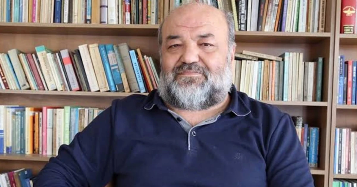 İhsan Eliaçık: Kur’an’da içki, namaz ve örtünmenin cezası yoktur