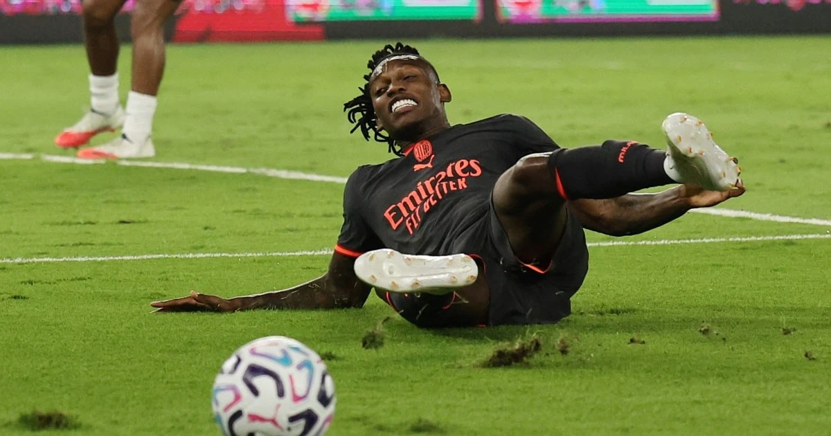 Galatasaray'ın gündemindeydi: Rafael Leao için Aston Villa iddiası