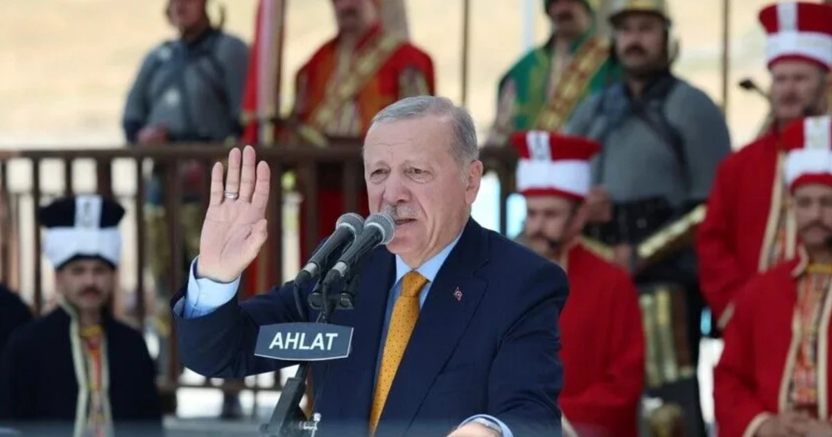 Erdoğan Ahlat'ta konuşuyor: Malazgirt Zaferi'nin 955. yılı vurgusu