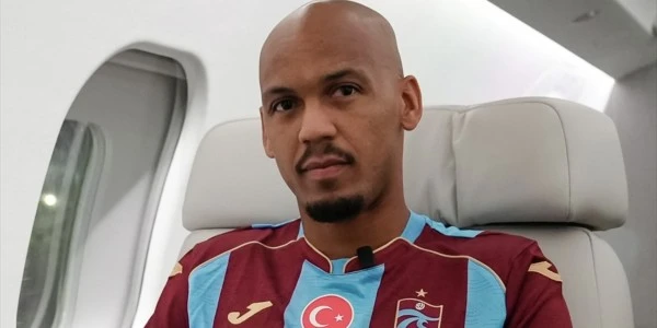 Trabzonspor'un 208. yabancı futbolcusu Fabinho ile 2 yıllık imza