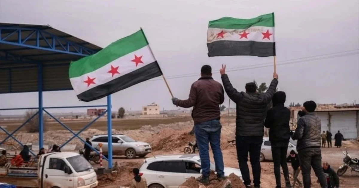 SDG/YPG'nin feshi: Şara'nın ülkeyi birleştirme çabası dikkat çekti
