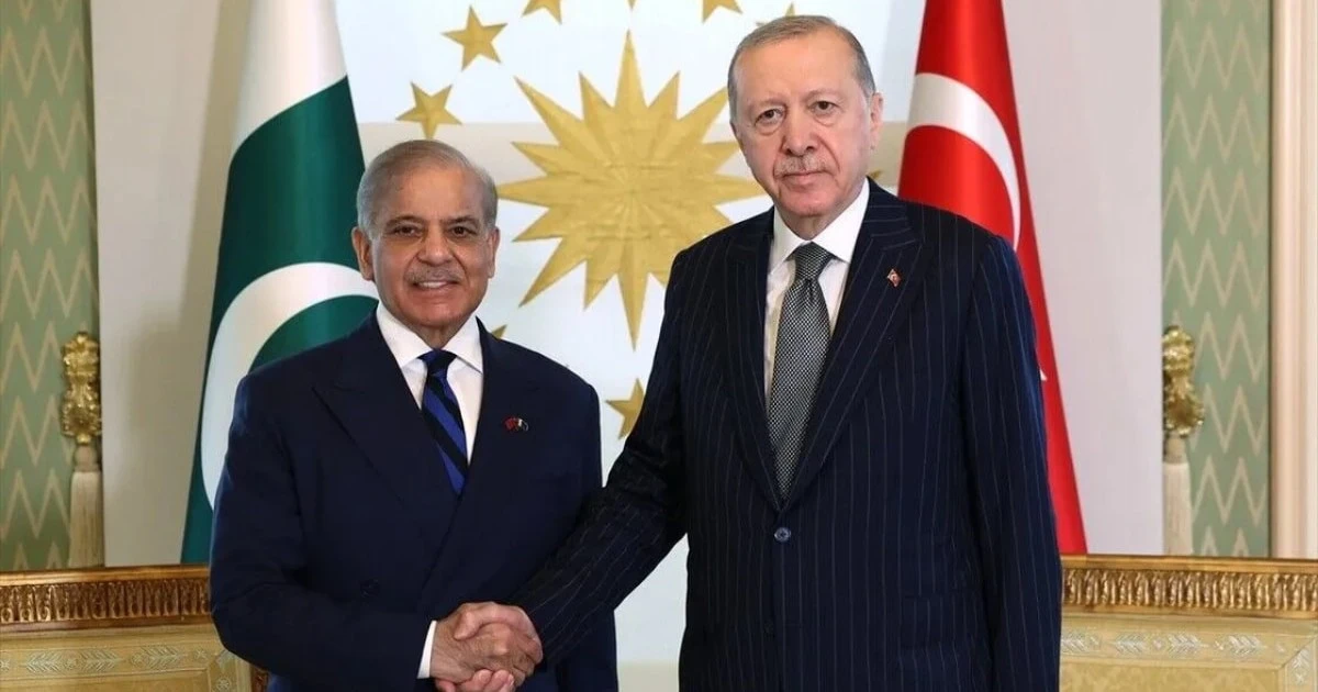 Pakistan Başbakanı Şahbaz Şerif'ten Erdoğan'a övgü: Çelikten duvar gibi