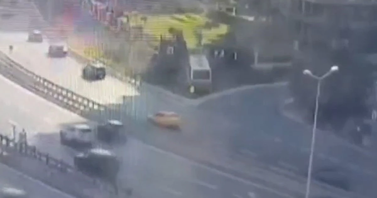 Zeytinburnu'nda İETT kazası: Önündeki aracın sürücüsü gözaltında
