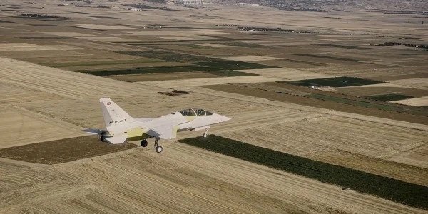 HÜRJET Zafer Bayramı'nda İlk Uçuşunu Başarıyla Gerçekleştirdi