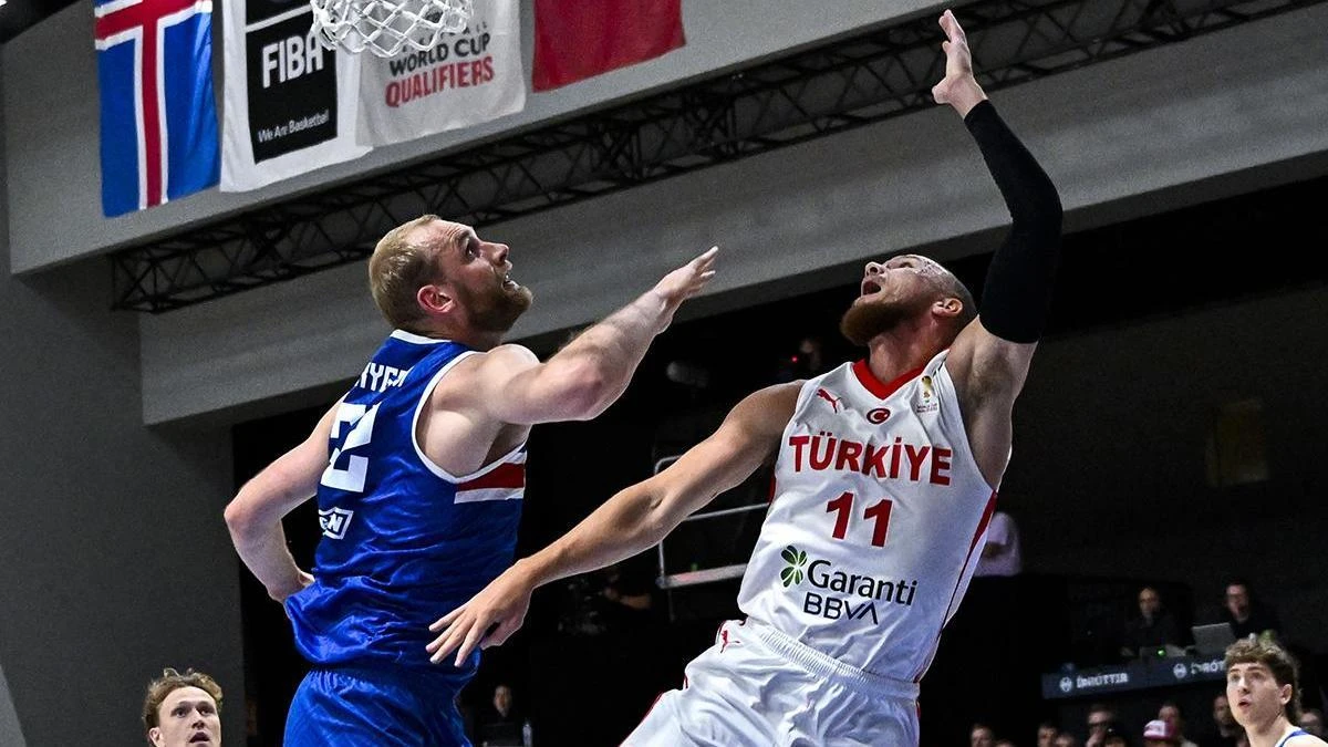 12 Dev Adam 2027 Dünya Kupası'na İzlanda'yı 110-73'le Geçerek Gitti