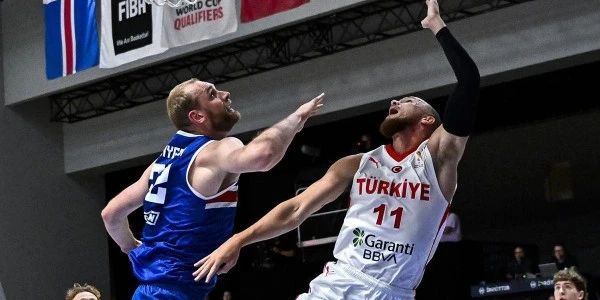 12 Dev Adam 2027 Dünya Kupası'na İzlanda'yı 110-73'le Geçerek Gitti