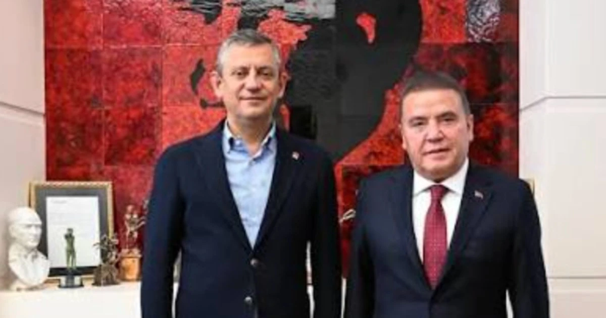 Özgür Özel'in Muhittin Böcek için kullandığı eski sözler yeniden gündemde