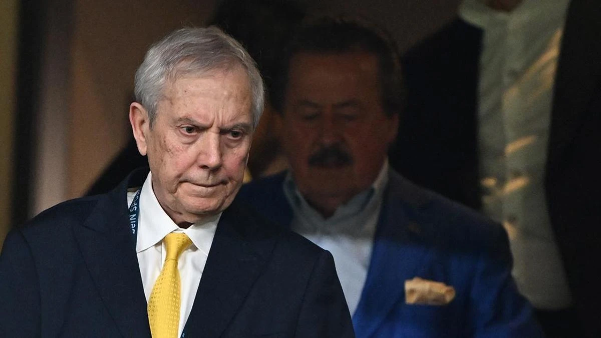 Fenerbahçe'den Aziz Yıldırım açıklaması: Soyunma odasına inmedi