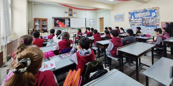 Okullar açılırken bulaşıcı hastalıklara karşı aşı uyarısı geldi