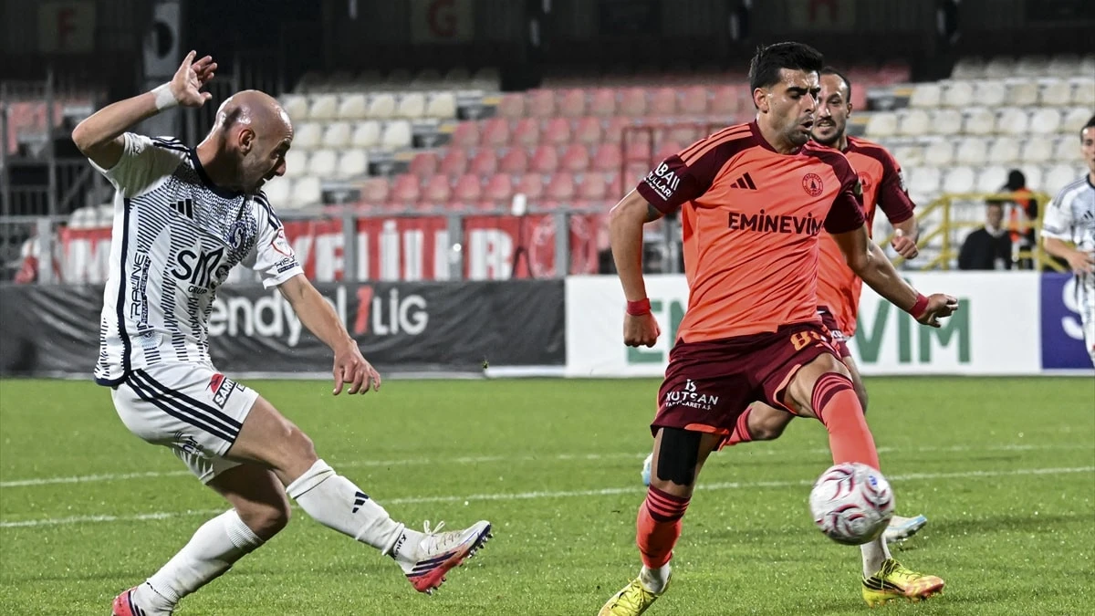 Ümraniyespor ile Sarıyer, 1. Lig maçında puanları paylaştı