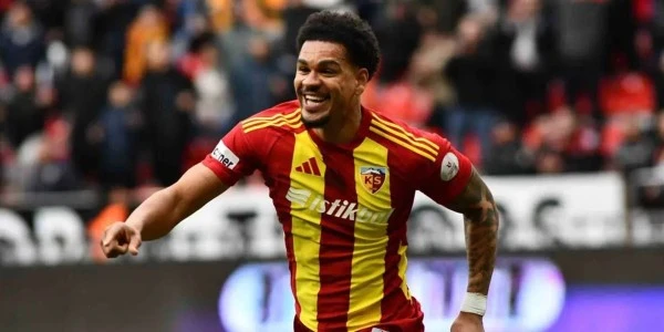 Onugkha: Kayseri’de futbolcu olduğumu öğrenince fiyat arttı