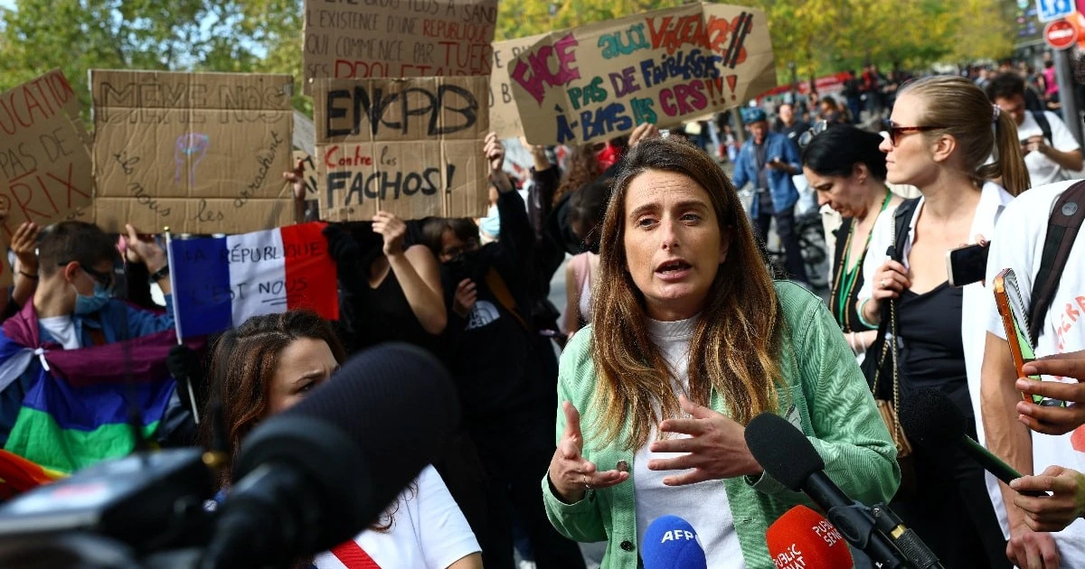 Fransa’da öğrenci protestolarında gözaltı sayısı 6 bin 877’ye çıktı