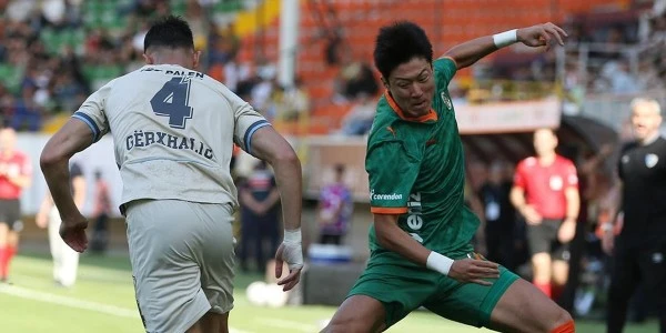 Alanyaspor-Erzurumspor FK maçında gol sesi çıkmadı