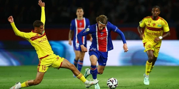 PSG, Ligue 1'in 6. haftasında Le Mans'ı 3-1 mağlup etti