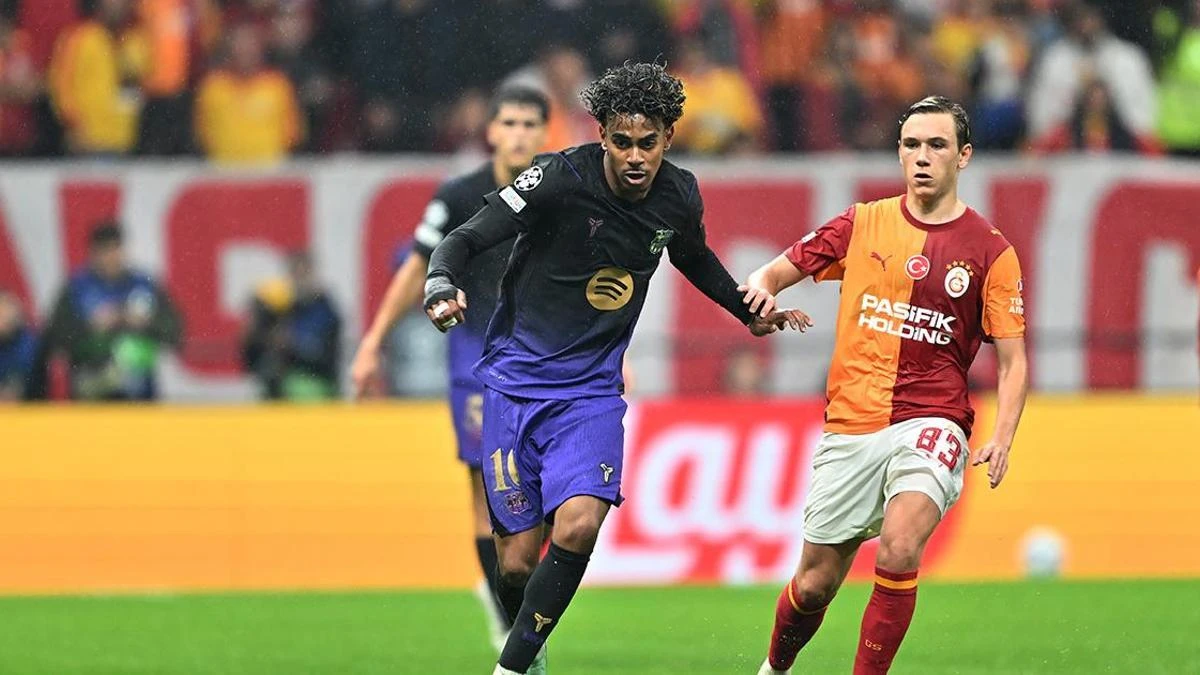 Galatasaray-Barcelona maçında Sallai’den kritik savunma hamlesi