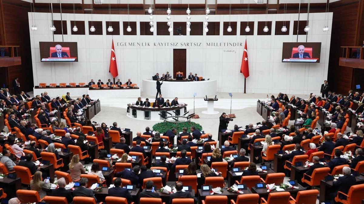 Türk Kızılay Kanunu Teklifi'nin ilk 3 maddesi kabul edildi