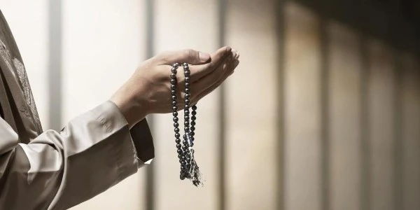 Cuma günü okunacak dualar, sureler ve zikirler neler?