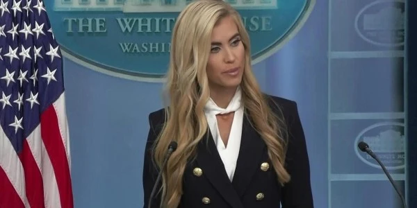 Trump'ın yeni sözcüsü 5 gün görevde kaldı: Avukat değilmiş