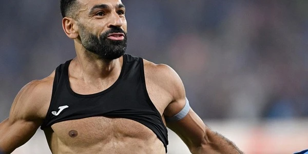 Salah'ın saha dışındaki tutkusu: Çevrim içi satrançta 1400 puan
