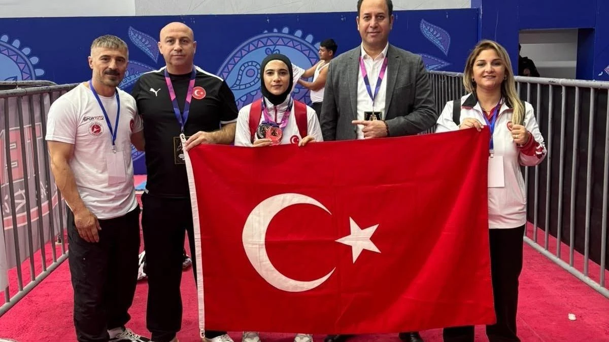 Osmaniyeli milli sporcu Filyet Nacar’dan Dünya Kupası’nda iki madalya