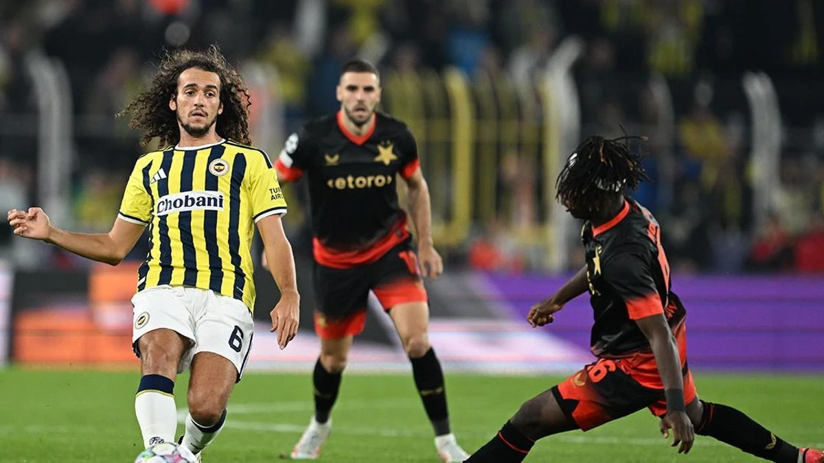 Fenerbahçe-Slavia Prag maçında kartlar ve kaçan fırsatlar