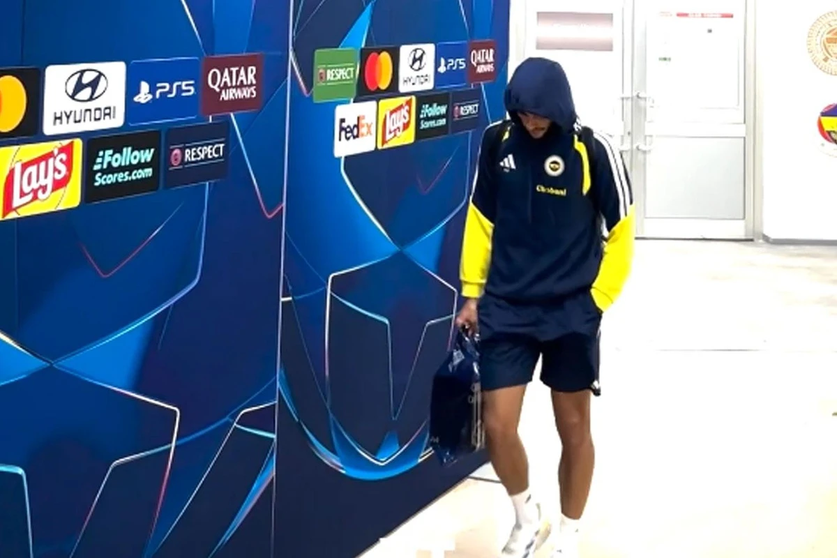 Fenerbahçe'de Guendouzi'nin maç sonundaki görüntüsü dikkat çekti