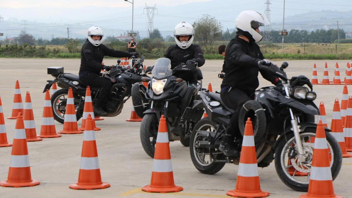 Samsun’da 6 ilden 16 motorize sağlık ekibine sürüş eğitimi