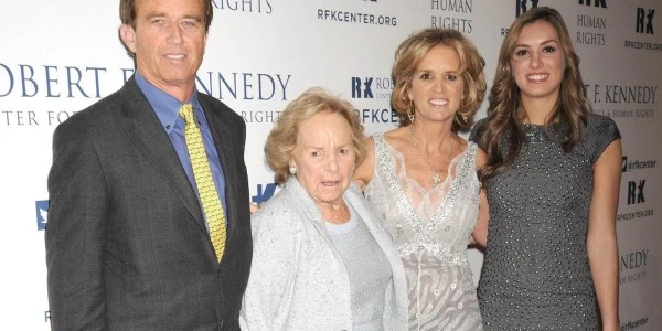 Kennedy ailesinde yeni kayıp: Kyle Kennedy 42 yaşında yaşamını yitirdi