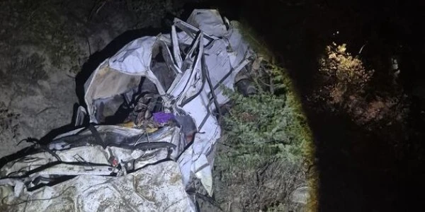Çankırı’da otomobil uçuruma yuvarlandı: 4 kişi hayatını kaybetti