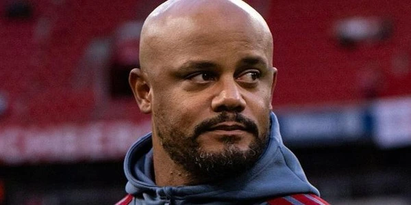 Bayern Münih'te Vincent Kompany şoku: Hastaneye kaldırıldı