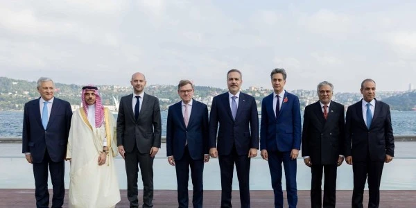 R4 ülkelerinden bölgesel krizler için diyalog ve diplomasi çağrısı