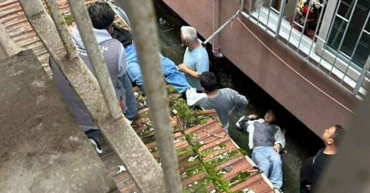 Küçükçekmece’de çarşaf koptu, iki genç kız 3’üncü kattan düştü