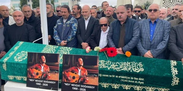 Şarkıcı Nev, Karacaahmet Mezarlığı'nda toprağa verildi