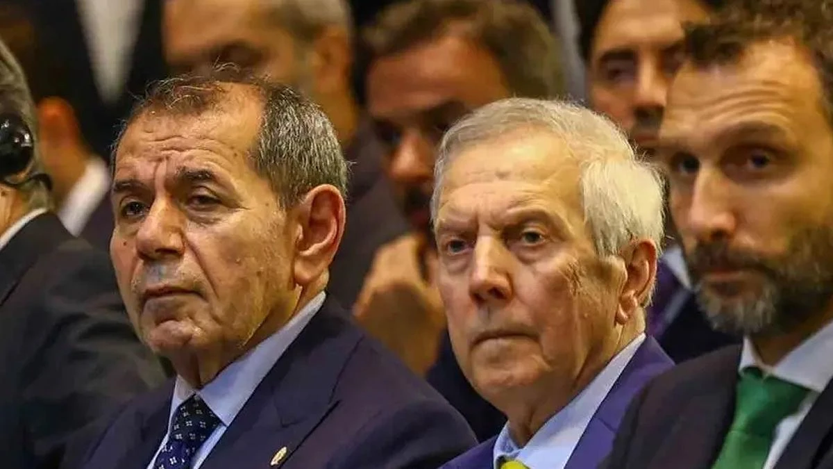 Dursun Özbek 18’inci, Aziz Yıldırım 54’üncü derbi heyecanında