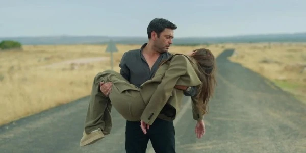 Uzak Şehir’de 70. bölüm: Cihan ve Alya cephesinde sırlar