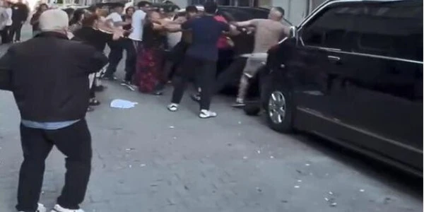 Kağıthane’de eski sevgilisini tornavidayla yaralayan kadın yakalandı