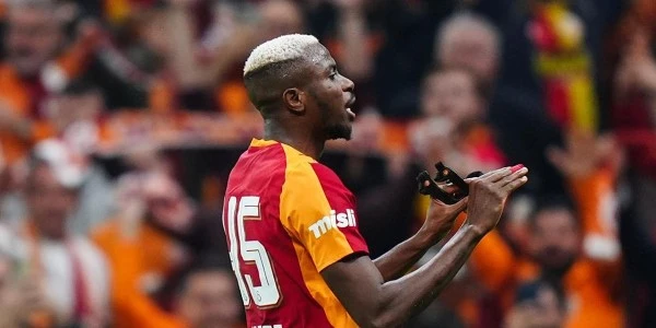 Osimhen: Şampiyonluk yolunda derbi galibiyetleri önemli
